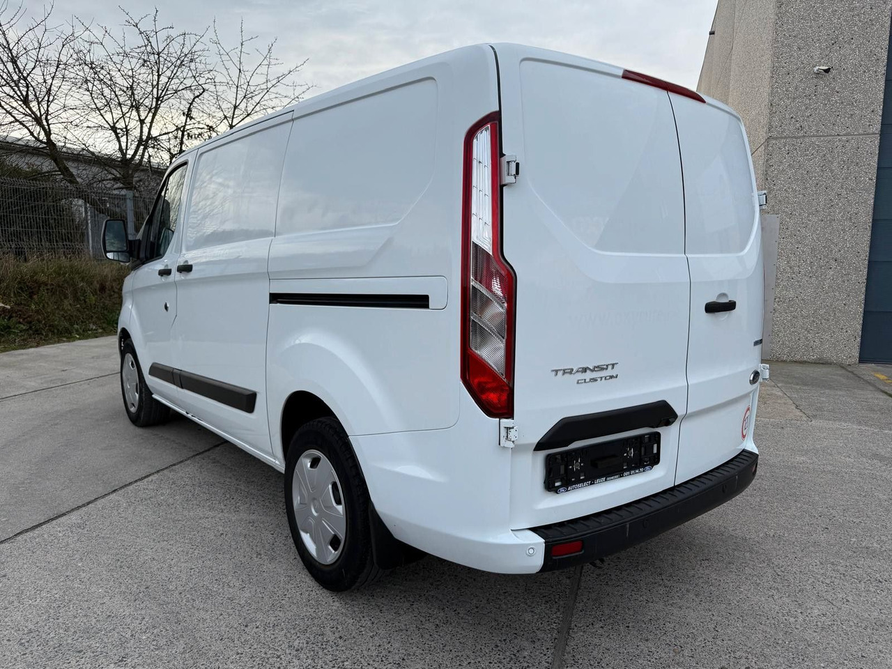Ford Transit Custom 2.0TDCI. Klima. Navi. Tempomat. - Furgão compacto: foto 4 Ford Transit Custom 2.0TDCI. Klima. Navi. Tempomat. - Furgão compacto: foto 4