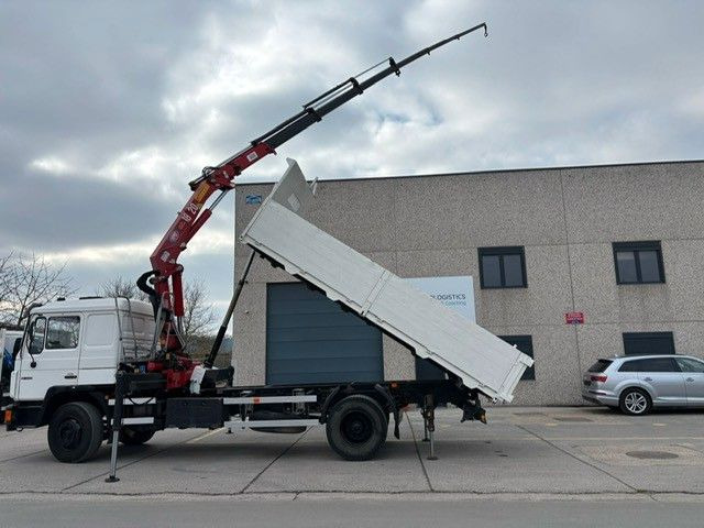 MAN 18-222. Kran HMF 18t/m Bj 2001. - Camião basculante, Camião grua: foto 1 MAN 18-222. Kran HMF 18t/m Bj 2001. - Camião basculante, Camião grua: foto 1