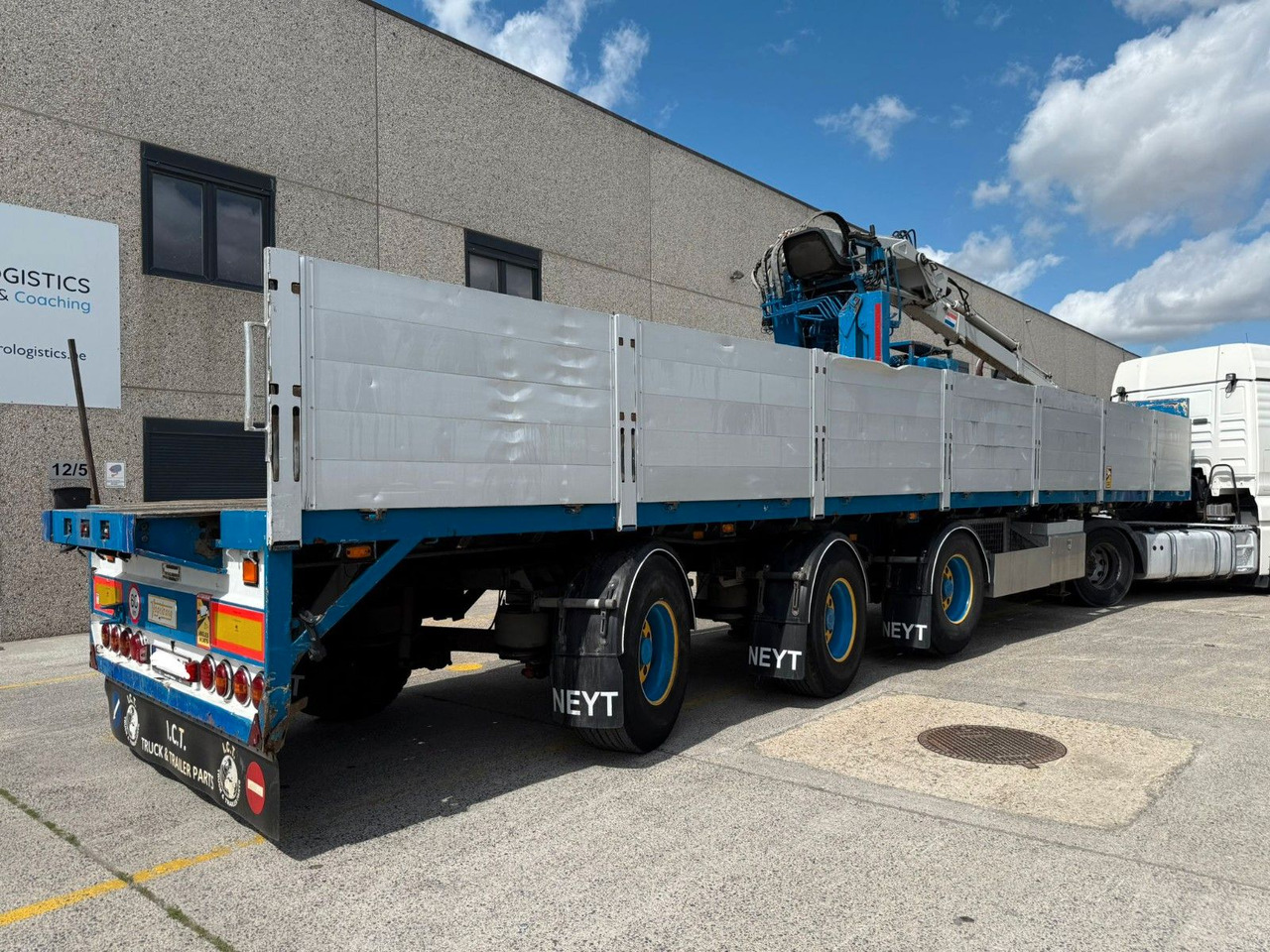 Vogelzang. Kran HIAB R165 roto. TUV 10/2025 - Semi-reboque plataforma/ Caixa aberta: foto 5 Vogelzang. Kran HIAB R165 roto. TUV 10/2025 - Semi-reboque plataforma/ Caixa aberta: foto 5