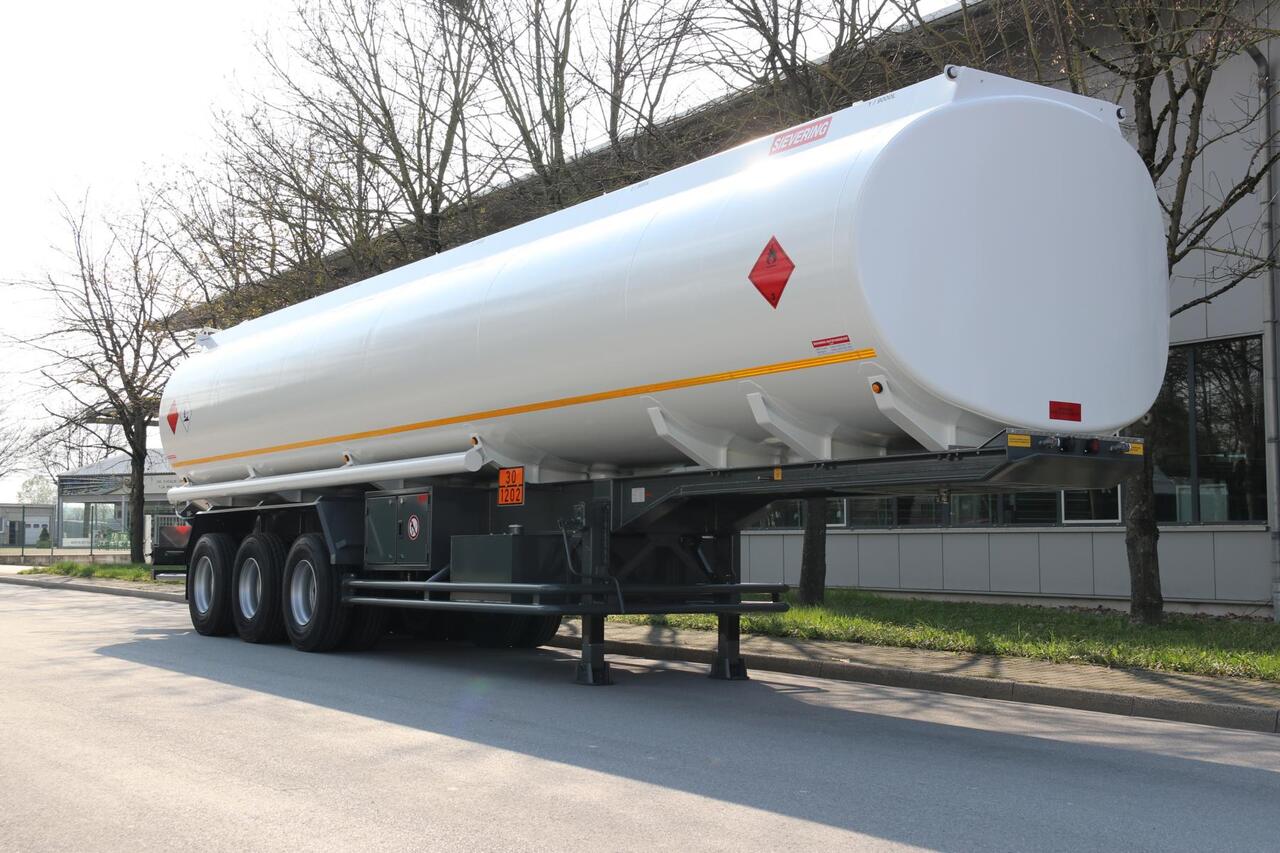 Sievering 45000 LITRES ADR SEMI REMORQUE CITERNE DE CARBURANT - Semi-reboque cisterna: foto 1 Sievering 45000 LITRES ADR SEMI REMORQUE CITERNE DE CARBURANT - Semi-reboque cisterna: foto 1