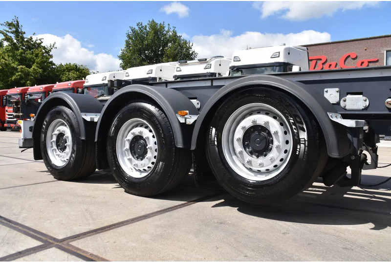 Renders HASTRAILER FCC - ALL CONNECTIONS - LIFT AXLE - 2 x EXTENDABLE - SAF AXLES - DISC BRAKES - EXCELLENT CONDITION - - Semi-reboque transportador de contêineres/ Caixa móvel: foto 2 Renders HASTRAILER FCC - ALL CONNECTIONS - LIFT AXLE - 2 x EXTENDABLE - SAF AXLES - DISC BRAKES - EXCELLENT CONDITION - - Semi-reboque transportador de contêineres/ Caixa móvel: foto 2