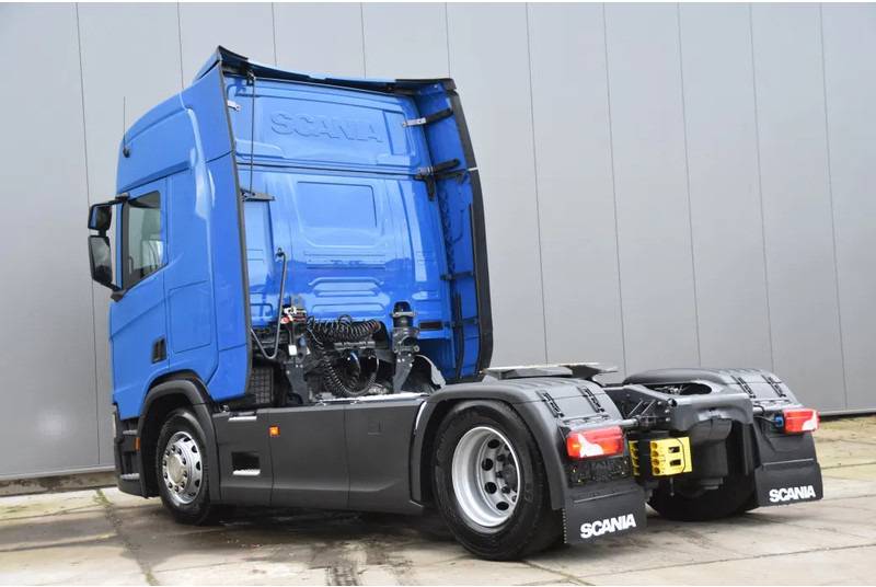 Scania R460 NGS 4x2 - SUPER - RETARDER - 324 TKM - PARK. AIRCO - ACC - NAVI - 2 x FUEL TANKS - TOP CONDITION - - Tractor: foto 3 Scania R460 NGS 4x2 - SUPER - RETARDER - 324 TKM - PARK. AIRCO - ACC - NAVI - 2 x FUEL TANKS - TOP CONDITION - - Tractor: foto 3