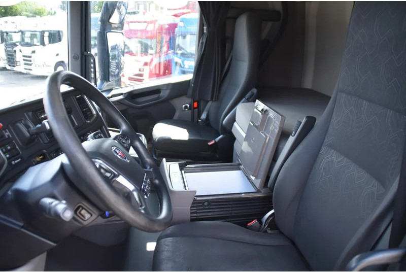 Scania S450 NGS 4x2NB - FULL AIR - RETARDER - ACC - PARK. AIRCO - 2 x FUEL TANKS - TOP CONDITION - - Tractor: foto 5 Scania S450 NGS 4x2NB - FULL AIR - RETARDER - ACC - PARK. AIRCO - 2 x FUEL TANKS - TOP CONDITION - - Tractor: foto 5