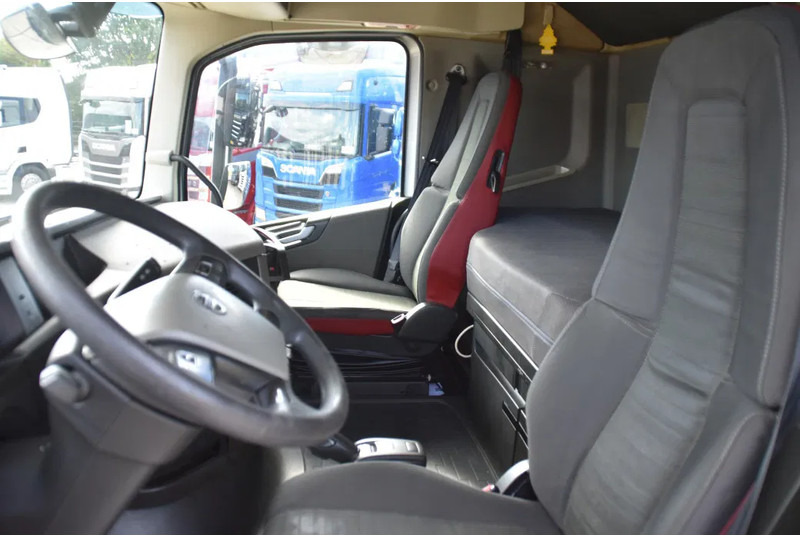 Volvo FH 420 Globe 4x2 - ADR FL - ONLY 670 TKM - PTO - AIRCO - DIFF. LOCK - GOOD CONDITION - - Tractor: foto 5 Volvo FH 420 Globe 4x2 - ADR FL - ONLY 670 TKM - PTO - AIRCO - DIFF. LOCK - GOOD CONDITION - - Tractor: foto 5