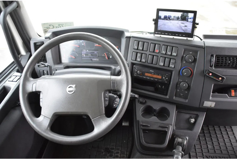 Volvo FL 280 4x2 + BOX - 312 TKM - AIRCO - DOUBLE CARGOFLOOR - ELEVATOR - REMOTE CONTROL - CAMERA - - Camião furgão: foto 5 Volvo FL 280 4x2 + BOX - 312 TKM - AIRCO - DOUBLE CARGOFLOOR - ELEVATOR - REMOTE CONTROL - CAMERA - - Camião furgão: foto 5