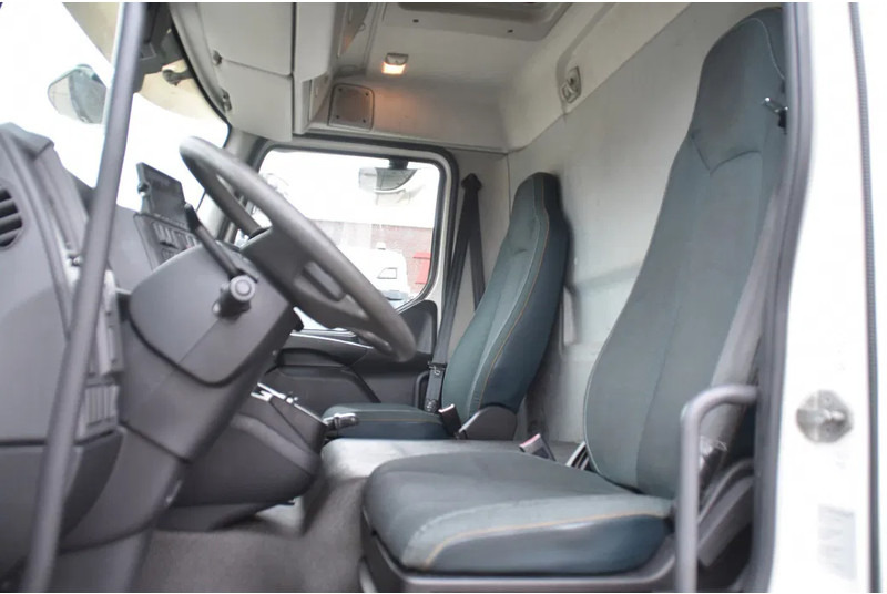 Volvo FL 280 4x2 + BOX - 312 TKM - AIRCO - DOUBLE CARGOFLOOR - ELEVATOR - REMOTE CONTROL - CAMERA - - Camião furgão: foto 4 Volvo FL 280 4x2 + BOX - 312 TKM - AIRCO - DOUBLE CARGOFLOOR - ELEVATOR - REMOTE CONTROL - CAMERA - - Camião furgão: foto 4