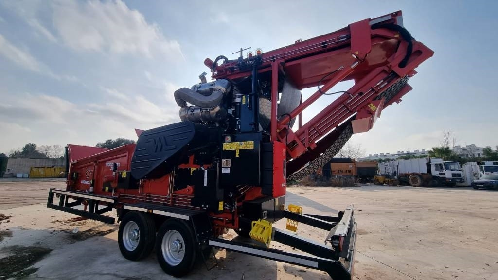 Morbark WH 2400XP - Estilhaçadora de madeira: foto 1 Morbark WH 2400XP - Estilhaçadora de madeira: foto 1