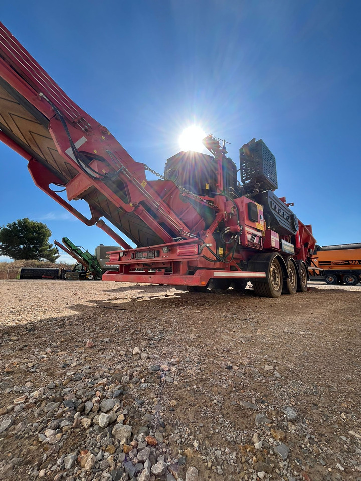 Morbark WH 3000XP - Estilhaçadora de madeira: foto 3 Morbark WH 3000XP - Estilhaçadora de madeira: foto 3