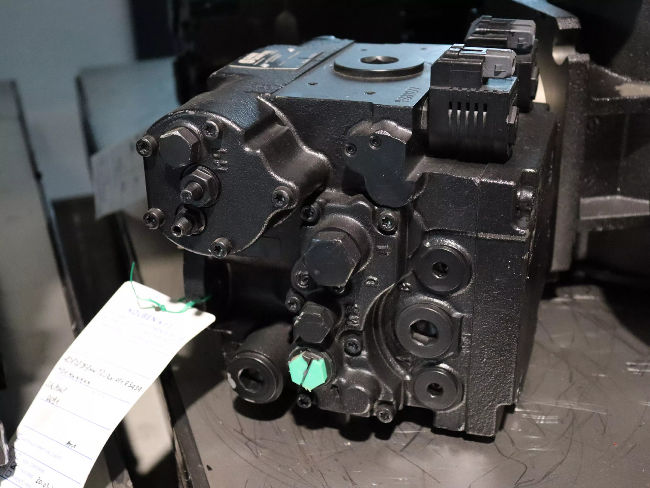 DANFOSS / SAUER 42R28DF8NN53UDXAP1Z3434N61NNNNN - Bomba hidráulica para Máquina de construção: foto 3 DANFOSS / SAUER 42R28DF8NN53UDXAP1Z3434N61NNNNN - Bomba hidráulica para Máquina de construção: foto 3