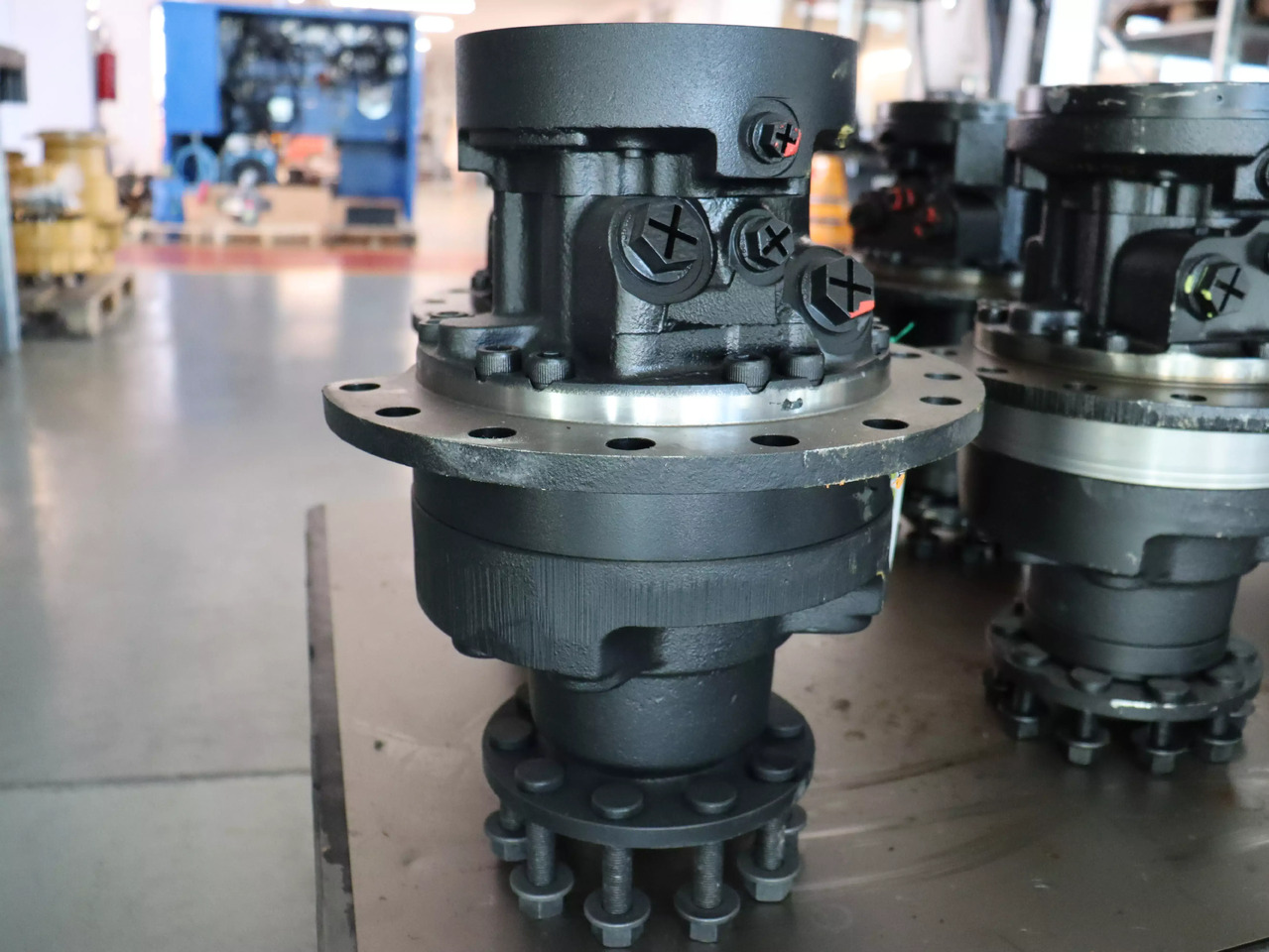 POCLAIN MS05-0-133-F05-1G20-DG00 - Motor hidráulico para Máquina de construção: foto 1 POCLAIN MS05-0-133-F05-1G20-DG00 - Motor hidráulico para Máquina de construção: foto 1