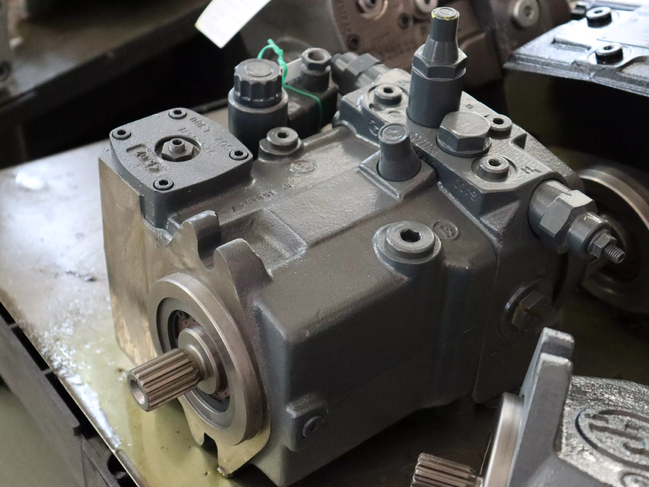 REXROTH A10VG45DA1D2/10R-NSC10F015SH - Bomba hidráulica para Equipamento de movimentação: foto 2 REXROTH A10VG45DA1D2/10R-NSC10F015SH - Bomba hidráulica para Equipamento de movimentação: foto 2