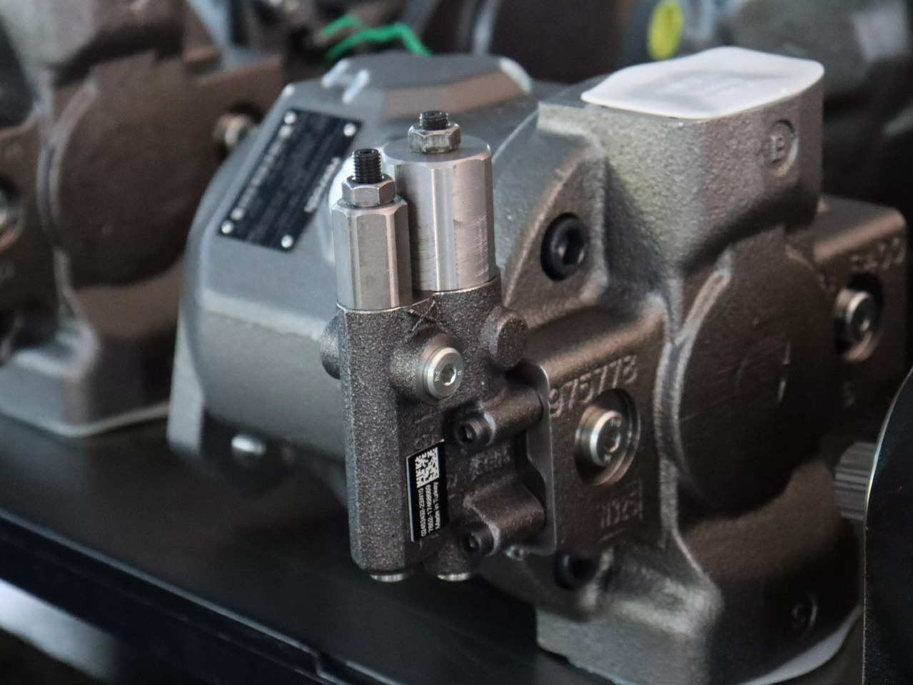 REXROTH A10VO45DFR/31R-VSC62N00 - Bomba hidráulica para Máquina de construção: foto 1 REXROTH A10VO45DFR/31R-VSC62N00 - Bomba hidráulica para Máquina de construção: foto 1