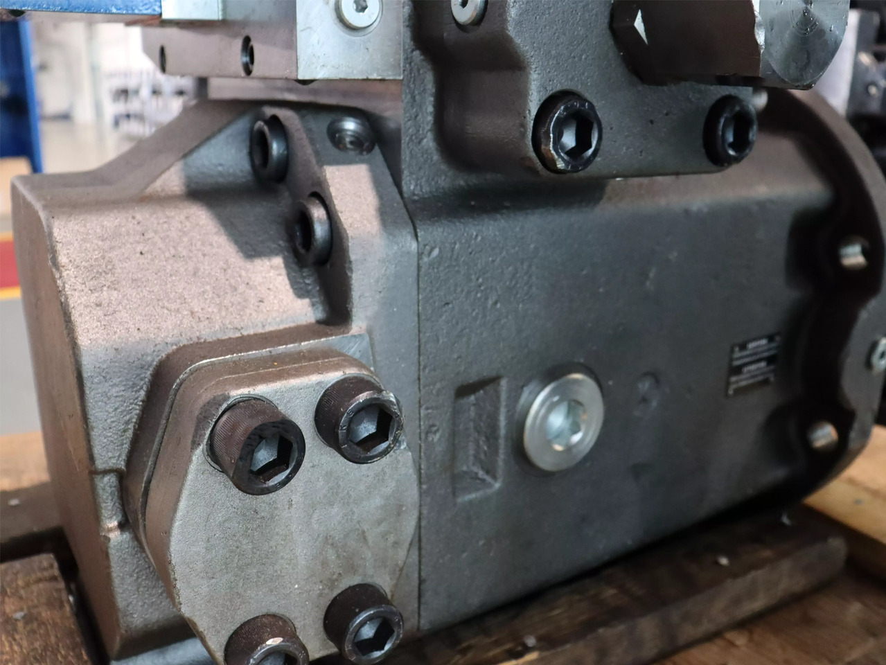 REXROTH AHA4VSO500E02/30R-PPH25N00 - Bomba hidráulica para Máquina de construção: foto 2 REXROTH AHA4VSO500E02/30R-PPH25N00 - Bomba hidráulica para Máquina de construção: foto 2