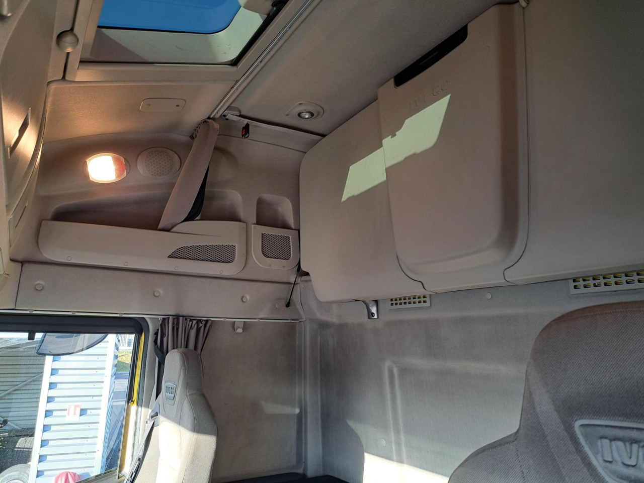 IVECO IVECO AS 400 STRALIS GNC - Tractor: foto 3 IVECO IVECO AS 400 STRALIS GNC - Tractor: foto 3