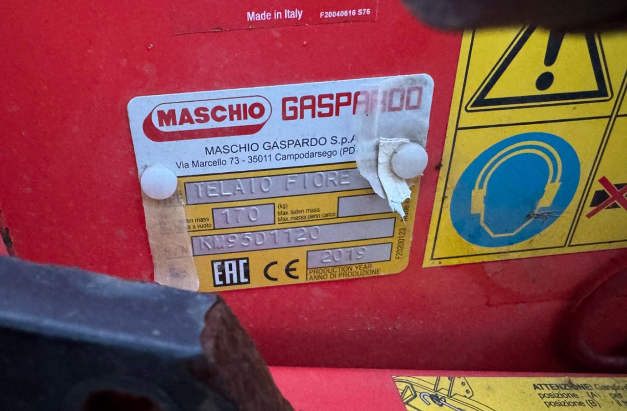 Falciatrice - Triturador de martelos/ Destroçador: foto 2 Falciatrice - Triturador de martelos/ Destroçador: foto 2