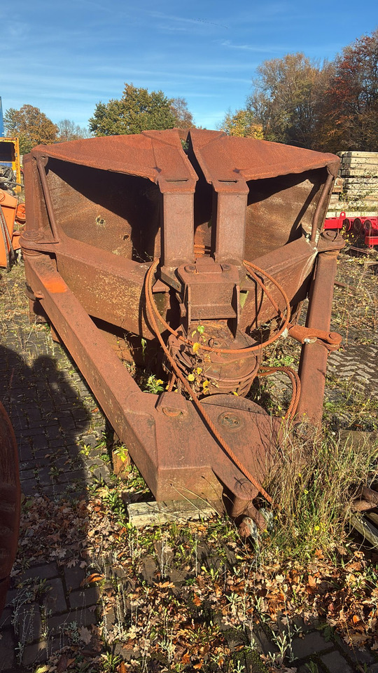 Liebherr Volvo Komatsu Volvo 460 Liebherr R944 R952 R974 KOMATSU PC1250 - Balde escavadora para Escavadora de rastos: foto 3 Liebherr Volvo Komatsu Volvo 460 Liebherr R944 R952 R974 KOMATSU PC1250 - Balde escavadora para Escavadora de rastos: foto 3