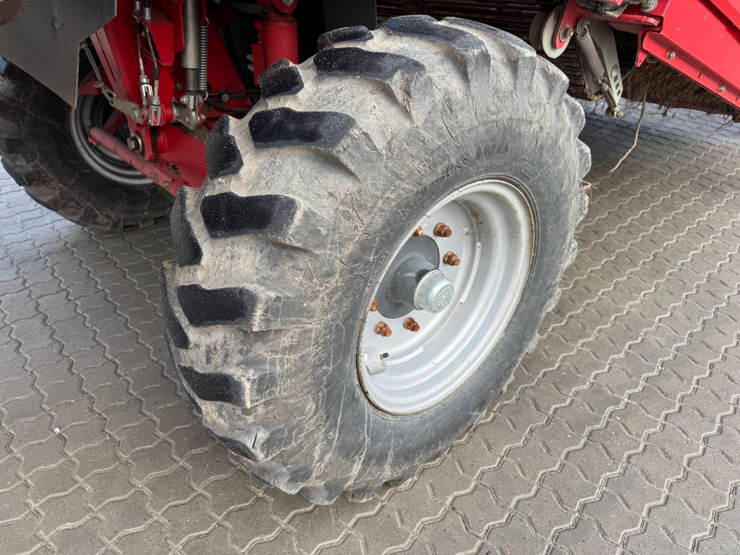 Grimme CS 170 RotaPower - Colheitadeira de batatas: foto 4 Grimme CS 170 RotaPower - Colheitadeira de batatas: foto 4
