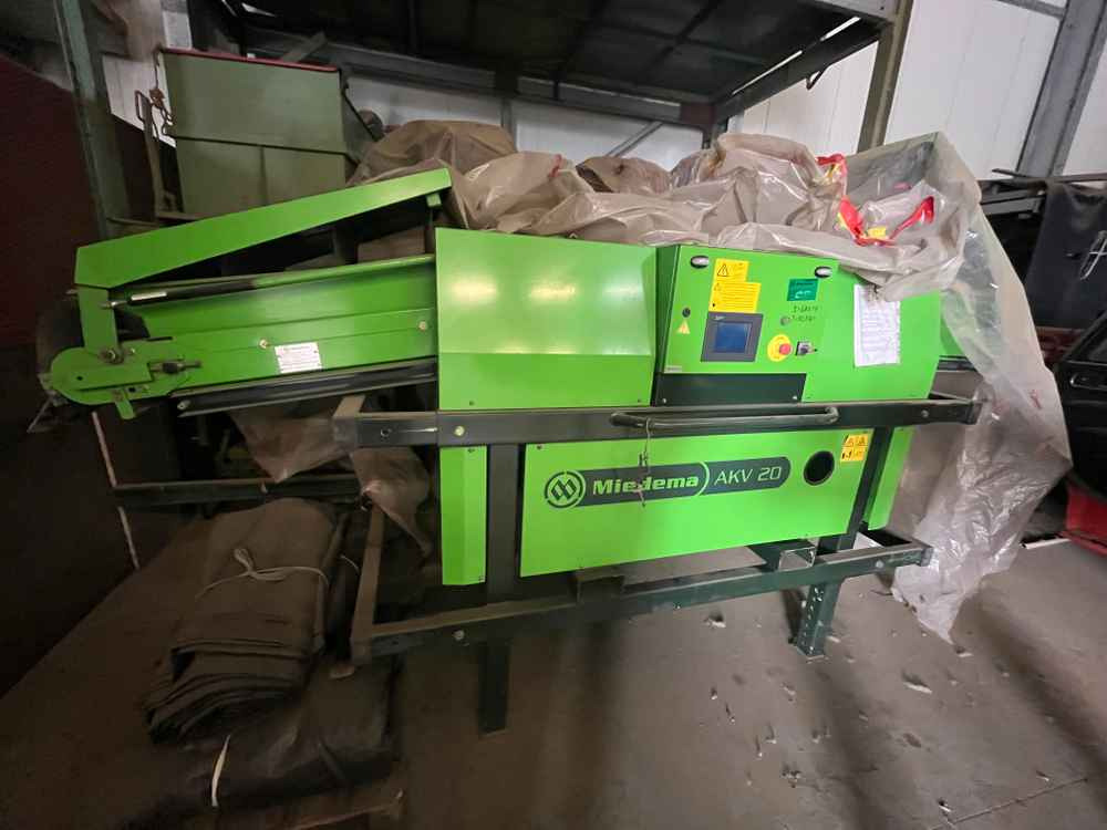 Dewulf AKV 20 - Equipamento para armazenagem: foto 5 Dewulf AKV 20 - Equipamento para armazenagem: foto 5