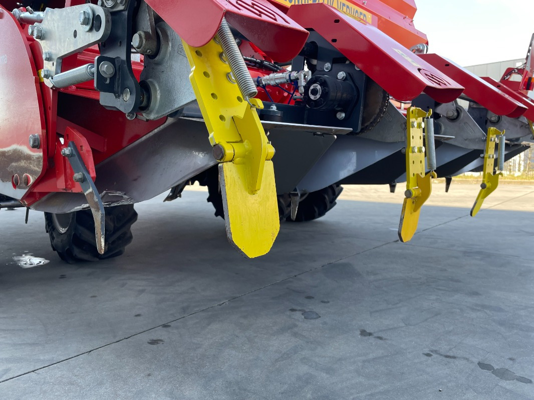 Dewulf CP 42 Trailed SC Compact - Colheitadeira: foto 5 Dewulf CP 42 Trailed SC Compact - Colheitadeira: foto 5