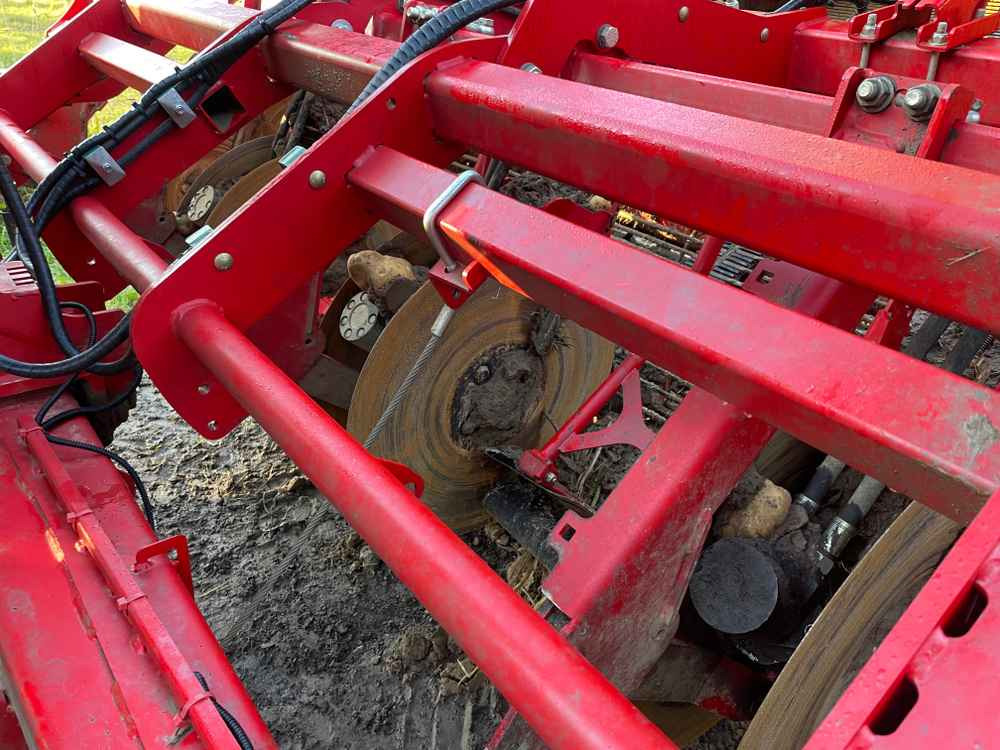 Grimme VARITRON 470 RS VARIO - Colheitadeira: foto 2 Grimme VARITRON 470 RS VARIO - Colheitadeira: foto 2