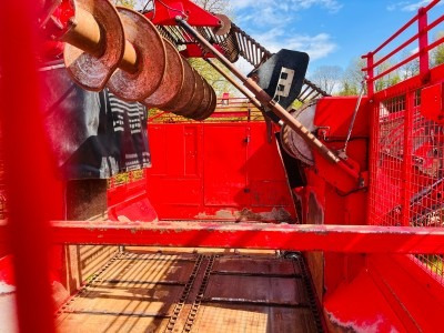 Holmer T4-30 - Colheitadeira: foto 2 Holmer T4-30 - Colheitadeira: foto 2