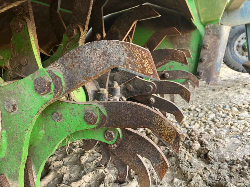 AVR AVR GE-FORCE, Triple bed/6 Row Hook Tine Tilla/Rotovator 5.4M - Colheitadeira: foto 4 AVR AVR GE-FORCE, Triple bed/6 Row Hook Tine Tilla/Rotovator 5.4M - Colheitadeira: foto 4