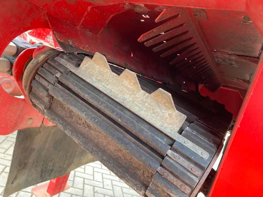 Grimme Grimme HT 210 2 Row Front Mounted Self-Propelled Topper - Colheitadeira: foto 5 Grimme Grimme HT 210 2 Row Front Mounted Self-Propelled Topper - Colheitadeira: foto 5