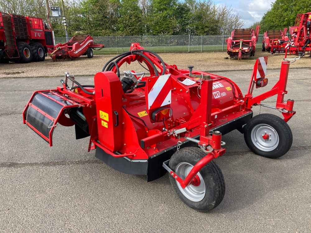 Grimme Grimme HT 210 Front Mounted Self-Propelled Topper - Colheitadeira: foto 1 Grimme Grimme HT 210 Front Mounted Self-Propelled Topper - Colheitadeira: foto 1