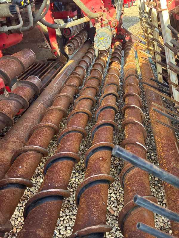 Grimme REXOR 6200 - Maquina para lavrar a terra: foto 2 Grimme REXOR 6200 - Maquina para lavrar a terra: foto 2