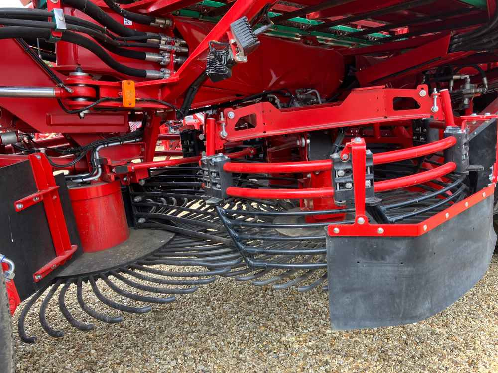 Grimme REXOR 630 / 830 / 930 - Maquina para lavrar a terra: foto 4 Grimme REXOR 630 / 830 / 930 - Maquina para lavrar a terra: foto 4