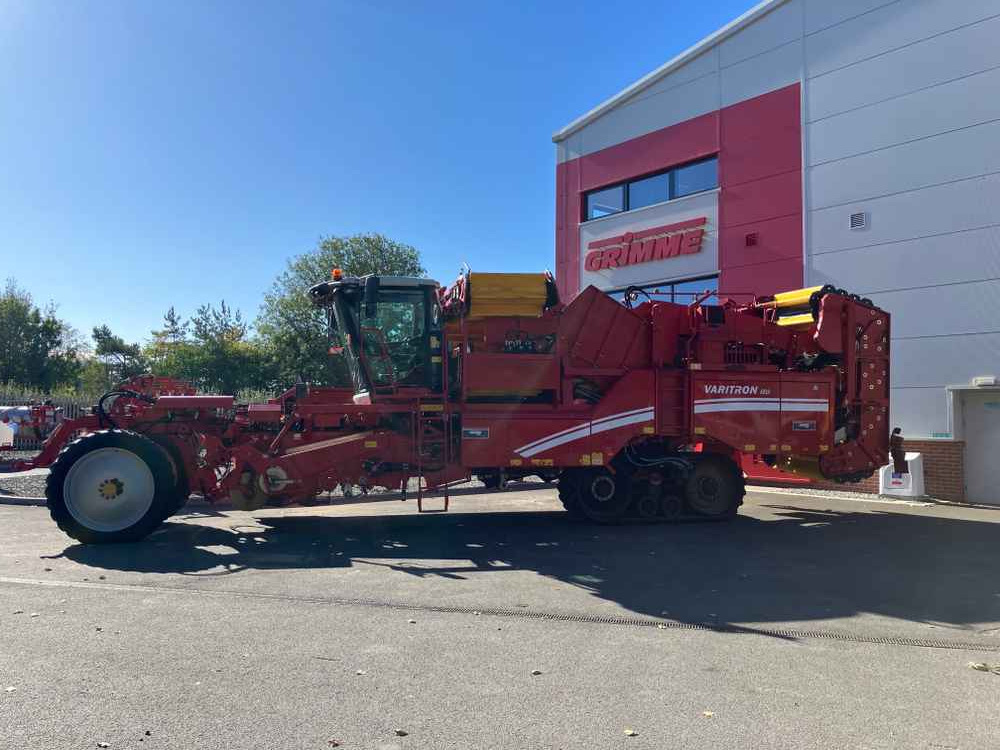 Grimme Varitron 220, 2 Row, Self-Propelled Potato Harvester - Colheitadeira: foto 3 Grimme Varitron 220, 2 Row, Self-Propelled Potato Harvester - Colheitadeira: foto 3