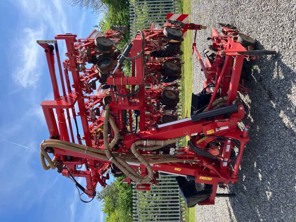 Kverneland Kverneland Monopill, 18 Row, Sugarbeet Drill - Semeadeira: foto 1 Kverneland Kverneland Monopill, 18 Row, Sugarbeet Drill - Semeadeira: foto 1