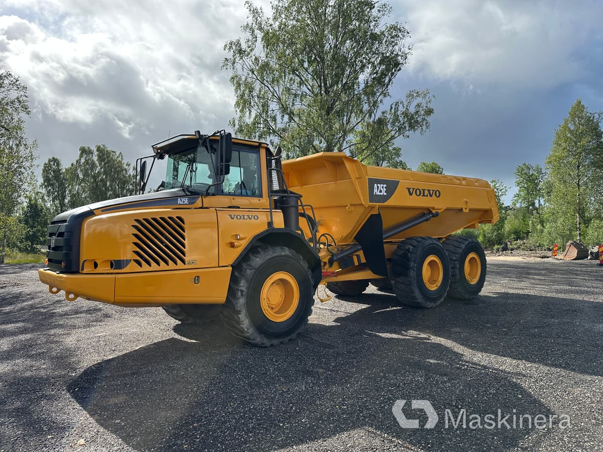 Dumper Volvo A25E 6x6 - Caminhão articulado: foto 2 Dumper Volvo A25E 6x6 - Caminhão articulado: foto 2