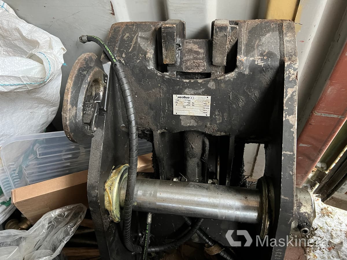 Redskapsfäste B20 Engcon RFS1 - Equipamento para Máquina de construção: foto 3 Redskapsfäste B20 Engcon RFS1 - Equipamento para Máquina de construção: foto 3