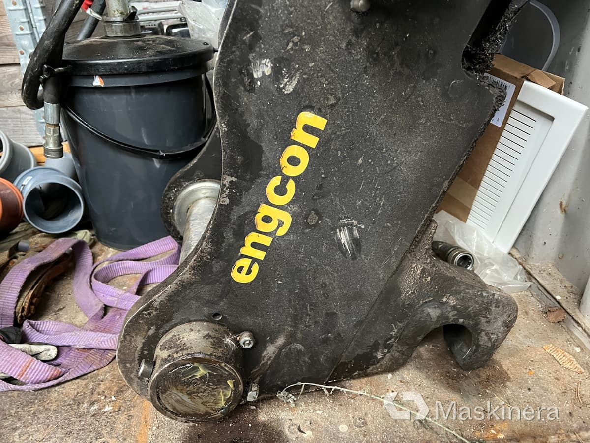 Redskapsfäste B20 Engcon RFS1 - Equipamento para Máquina de construção: foto 5 Redskapsfäste B20 Engcon RFS1 - Equipamento para Máquina de construção: foto 5