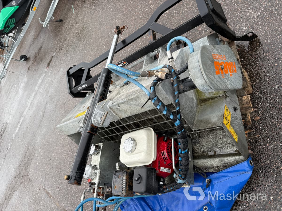 Fjärås 250/1100 Sandspridare Fjärås med Hondamotor - Espalhador de areia/ Sal: foto 5 Fjärås 250/1100 Sandspridare Fjärås med Hondamotor - Espalhador de areia/ Sal: foto 5