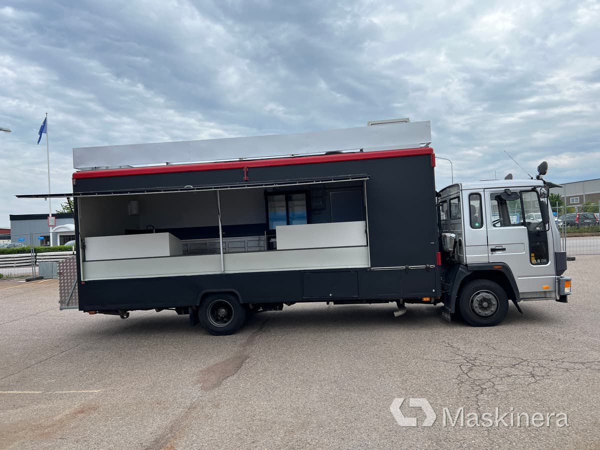 Foodtruck Volvo FL611 4X2 - Food truck: foto 4 Foodtruck Volvo FL611 4X2 - Food truck: foto 4