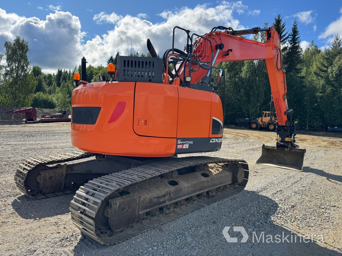 Grävmaskin Doosan DX235LCR-5 - Escavadora de rastos: foto 5 Grävmaskin Doosan DX235LCR-5 - Escavadora de rastos: foto 5