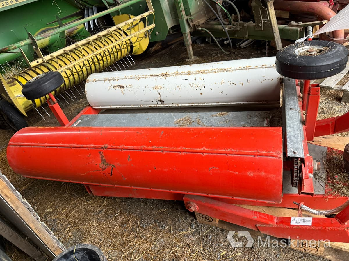 Inplastare Ysta Bale wrap 1600 med sidospakar - Empacotador de fardos: foto 3 Inplastare Ysta Bale wrap 1600 med sidospakar - Empacotador de fardos: foto 3