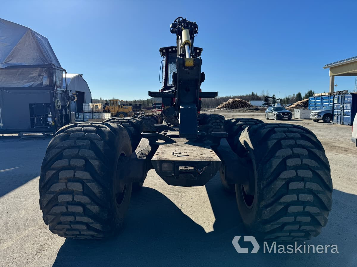 Komatsu 895 Forwarder Skotare Komatsu 895 - Forwarder: foto 4 Komatsu 895 Forwarder Skotare Komatsu 895 - Forwarder: foto 4