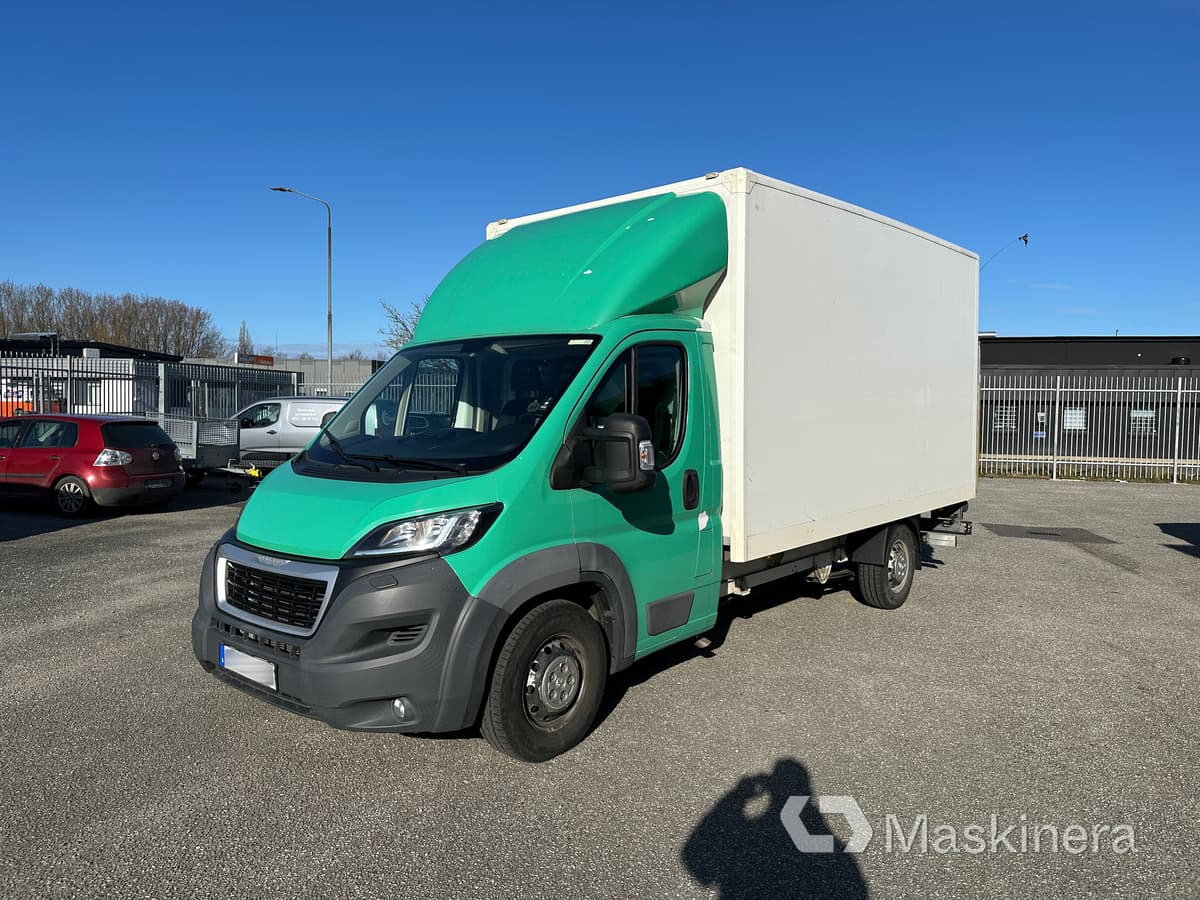 Lastbil Peugeot Boxer 2017 - Carrinha de contentor: foto 1 Lastbil Peugeot Boxer 2017 - Carrinha de contentor: foto 1