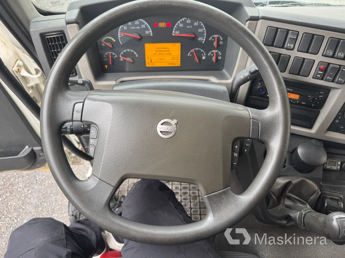 Camião furgão Lastbil Volvo FL-240 4X2: foto 18