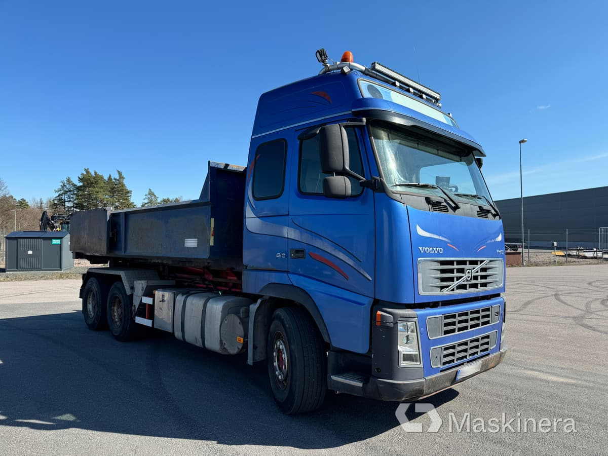 Lastväxlare Volvo FH16 tandemdrift - Camião polibenne, Camião grua: foto 3 Lastväxlare Volvo FH16 tandemdrift - Camião polibenne, Camião grua: foto 3