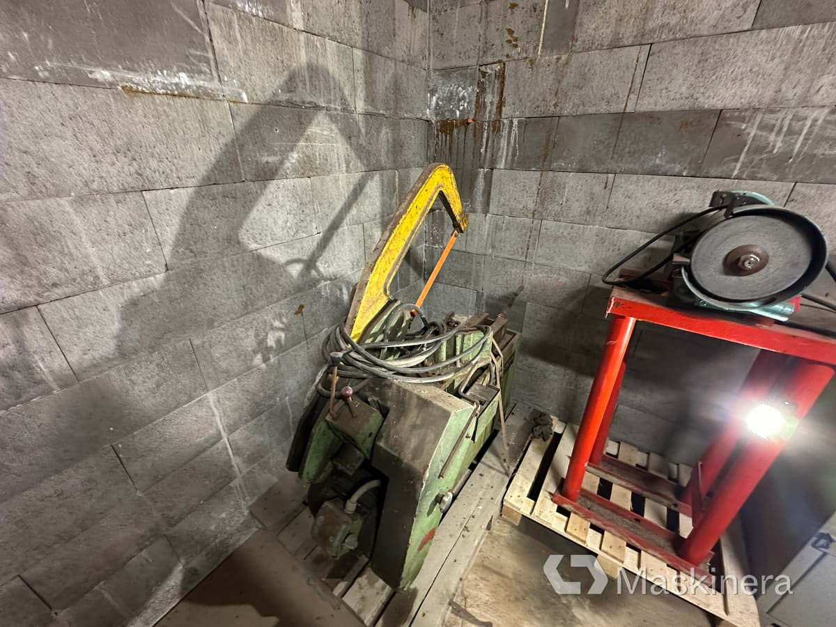 Metallsåg Behringer Super 215 PU4 - Máquina de madeira: foto 3 Metallsåg Behringer Super 215 PU4 - Máquina de madeira: foto 3