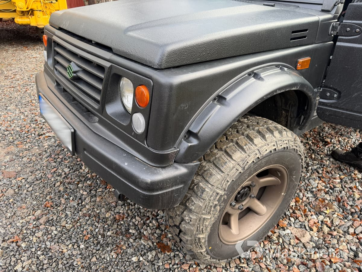 Locação financeira de  Pickup Suzuki Samurai 1.9TD 4WD Pickup Suzuki Samurai 1.9TD 4WD: foto 15