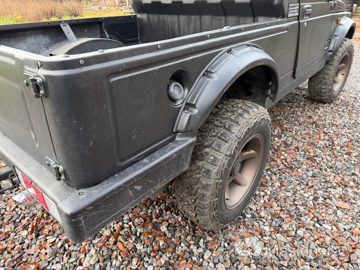 Locação financeira de  Pickup Suzuki Samurai 1.9TD 4WD Pickup Suzuki Samurai 1.9TD 4WD: foto 12