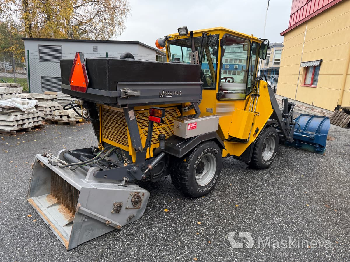 Redskapsbärare Wille 345 med snöutrustning - Veículo limpa-neves: foto 5 Redskapsbärare Wille 345 med snöutrustning - Veículo limpa-neves: foto 5