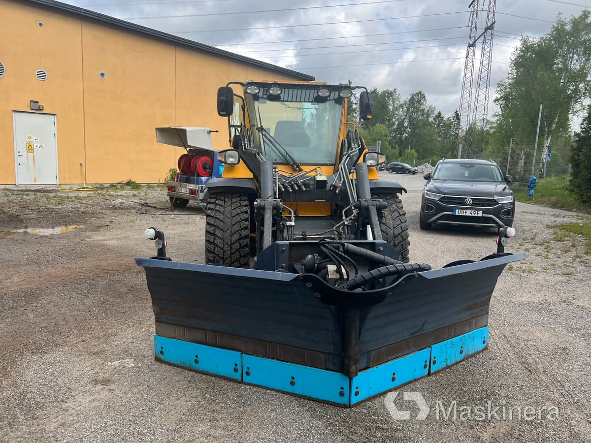 Redskapsbärare Wille 655C med tillbehör - Pá carregadora de rodas: foto 3 Redskapsbärare Wille 655C med tillbehör - Pá carregadora de rodas: foto 3