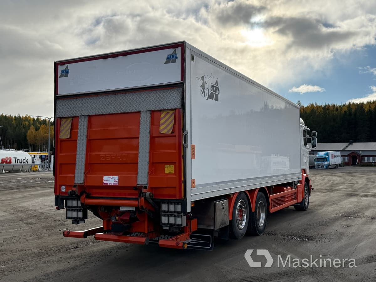 Scania R410LB 6X2*4MNB Skåpbil Scania R410LB - Camião furgão: foto 5 Scania R410LB 6X2*4MNB Skåpbil Scania R410LB - Camião furgão: foto 5