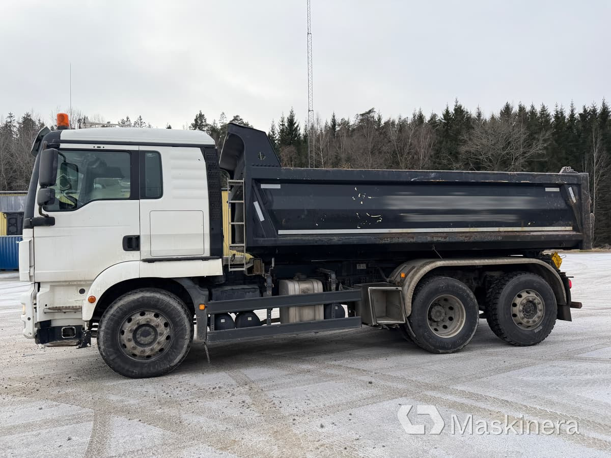 Camião basculante Schaktbil Man TGM 26.340 6X2-4 BL: foto 8 Camião basculante Schaktbil Man TGM 26.340 6X2-4 BL: foto 8